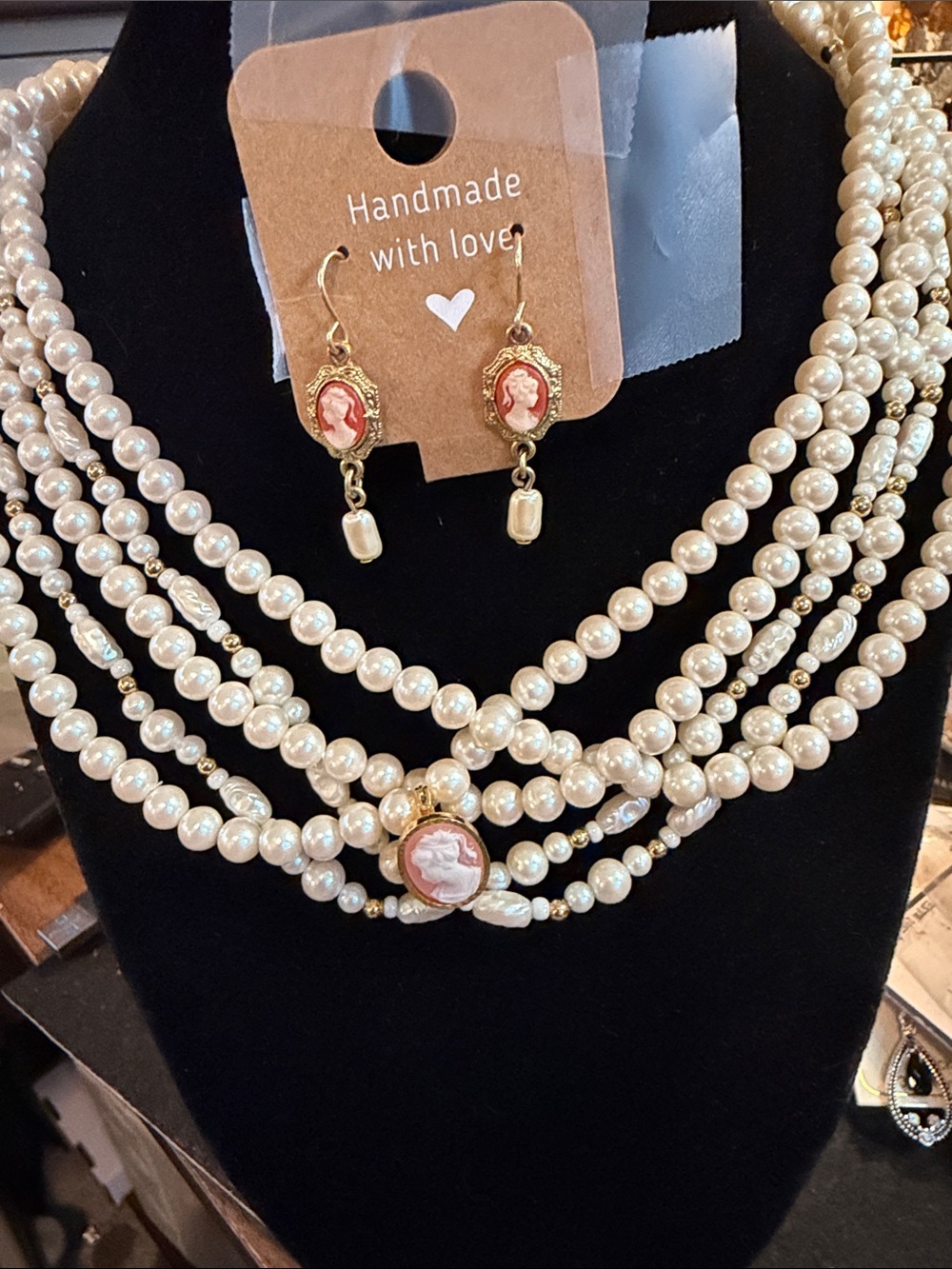 Tiffani signed Vintage-Style Gold Cameo Pearl layered Necklace Earrings
